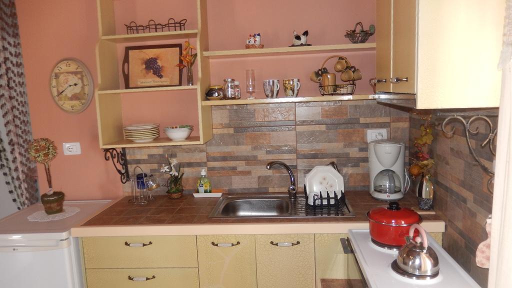 ساراندا Jelena'S Luxury Apartments المظهر الخارجي الصورة