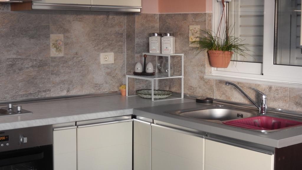 ساراندا Jelena'S Luxury Apartments المظهر الخارجي الصورة