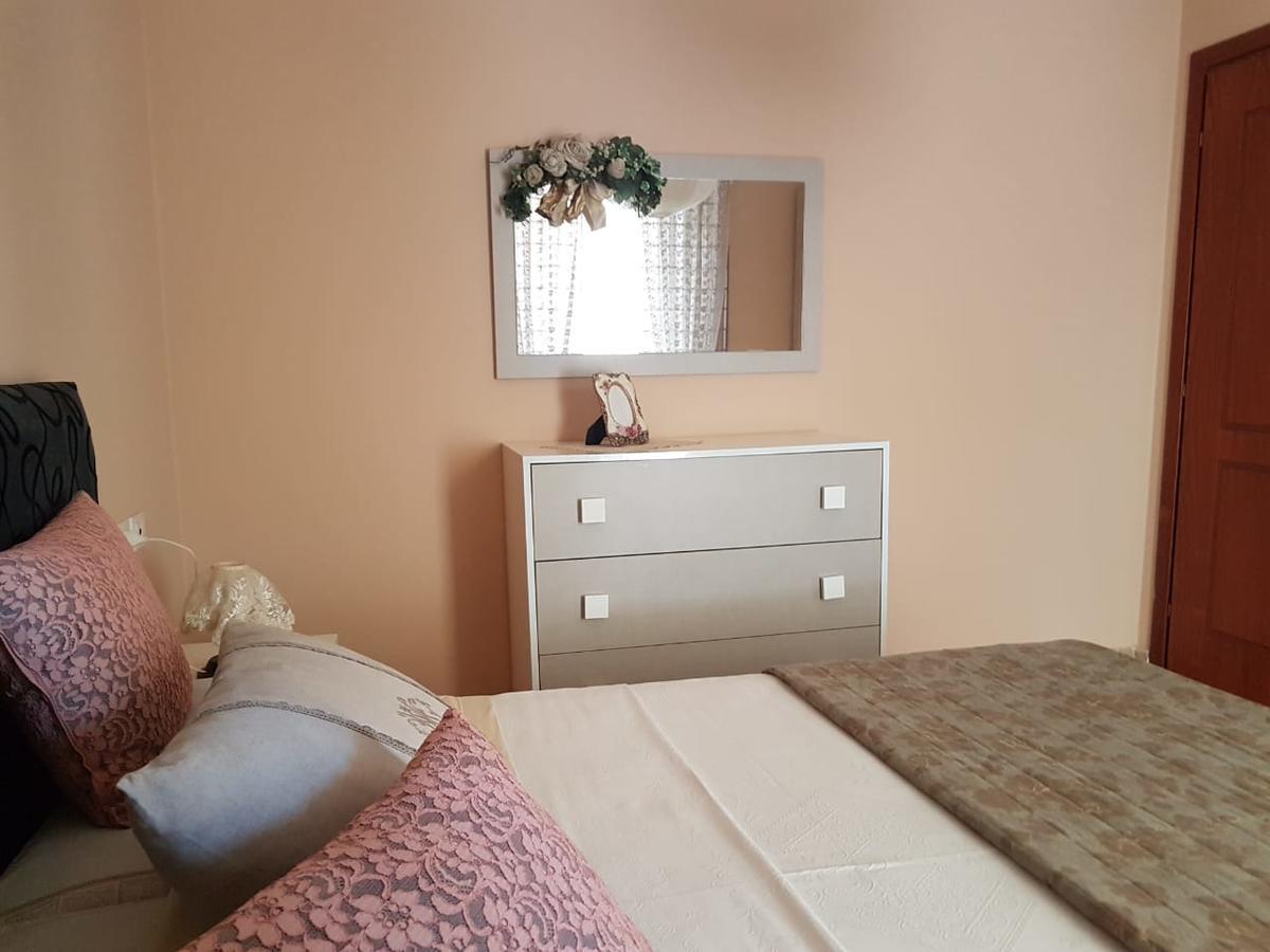 ساراندا Jelena'S Luxury Apartments المظهر الخارجي الصورة