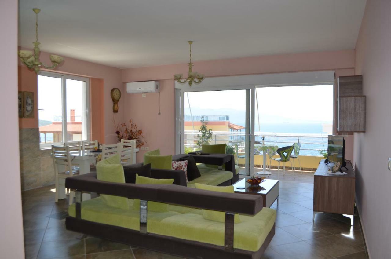 ساراندا Jelena'S Luxury Apartments المظهر الخارجي الصورة